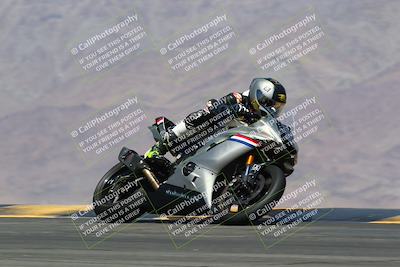 media/Apr-10-2022-SoCal Trackdays (Sun) [[f104b12566]]/Turn 9 (130pm)/